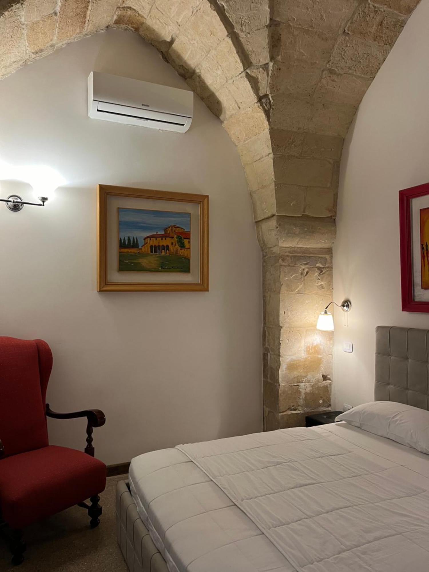 La Tarantella Salentina Apartment Lecce Ngoại thất bức ảnh